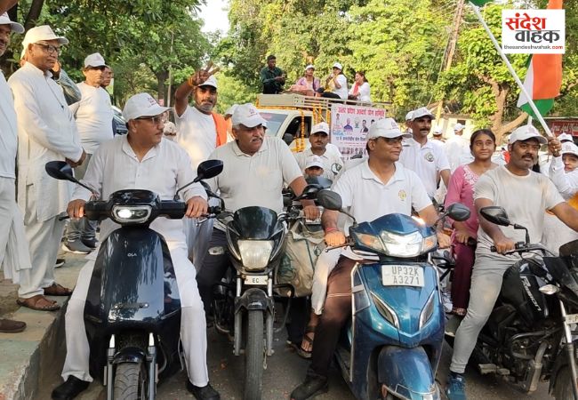लखनऊ में योग जागरूकता वाहन रैली से दिया सेहत का संदेश