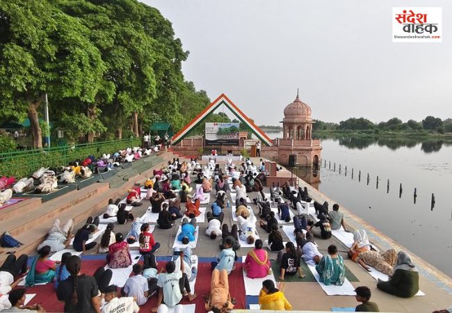 सेना की गोमती टास्क फोर्स ने योग संग दिया नदी संरक्षण का संदेश