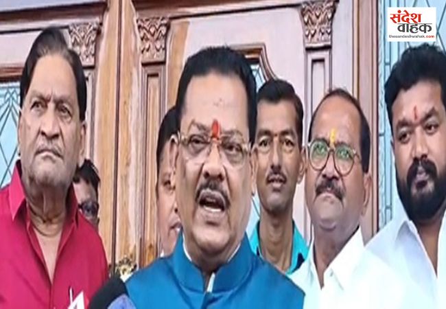 उद्धव गुट में बगावत के बीच संजय शिरसाट का दावा- 6 सांसदों ने बनाया अलग ग्रुप