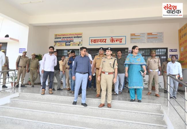 राज्यपाल के दौरे से पहले सुरक्षा व्यवस्था जांचने यूनिवर्सिटी परिसर पहुंचे डीएम और एसएसपी