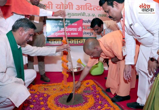 अखिलेश जी आप पश्चाताप कर रामलला के दर्शन करिए: सीएम योगी