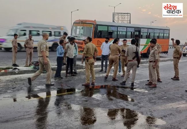 हाईवे पर खराब हुई रोडवेज बस से उतरे यात्रियों को बेकाबू ट्रक ने रौंदा
