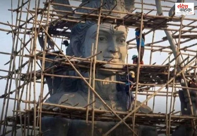बांग्लादेश में राम की मूर्ति बनाने पर हुआ बवाल, धमकियों के बाद रोका गया काम