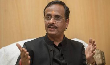 बहुसंख्यक समाज पर टिप्पणी से मचा बवाल, BJP ने कहा- यह जावेद नहीं, सपा की आवाज है