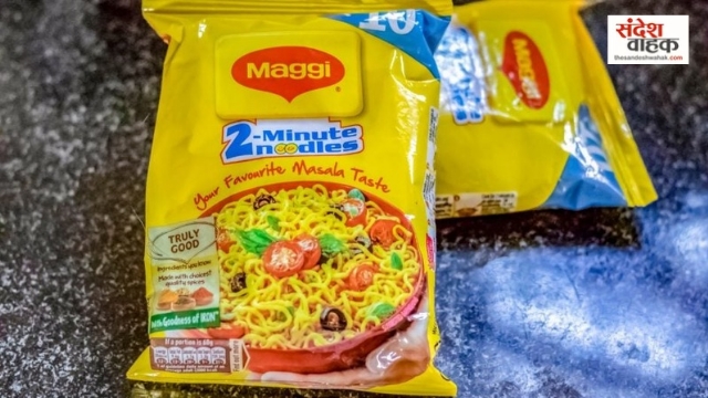 Maggi में निकला कीड़ा, FSSAI ने Nestle India को भेजा नोटिस, शेयर में बड़ी गिरावट