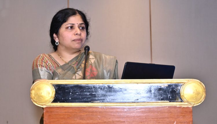 UP में देश का पहला लैक्टेशन मैनेजमेंट ट्रेनिंग मॉड्यूल लॉन्च, नवजातों को मिलेगा बड़ा फायदा