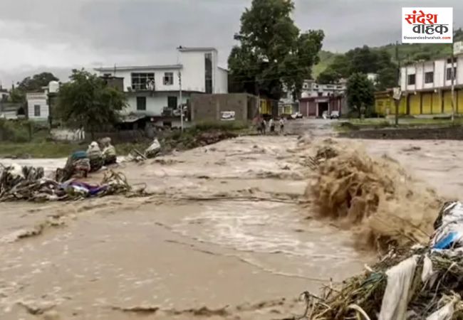 पुंछ में बाढ़ और भूस्खलन से 10 की मौत