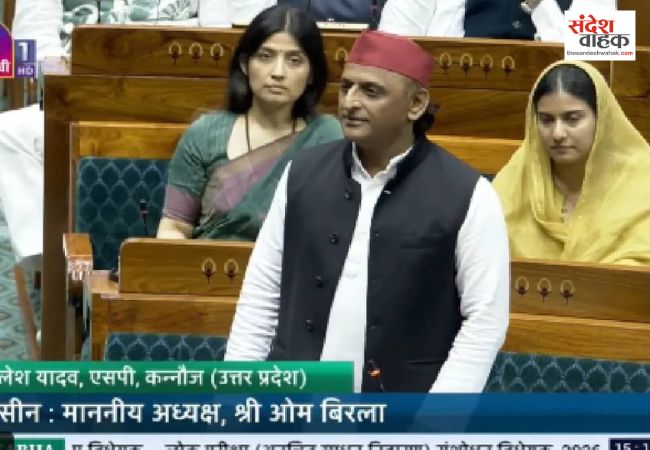 जो लोग चढ़ावे की चोरी नहीं रोक पाए, वे पेपर लीक कैसे रोक सकते हैं: अखिलेश यादव