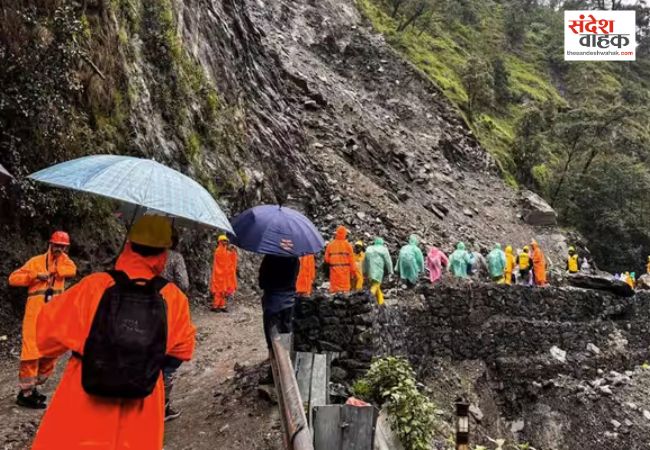 उत्तराखंड में भारी बारिश और भूस्खलन से चारधाम यात्रा स्थगित, बद्रीनाथ व केदारनाथ हाईवे ठप