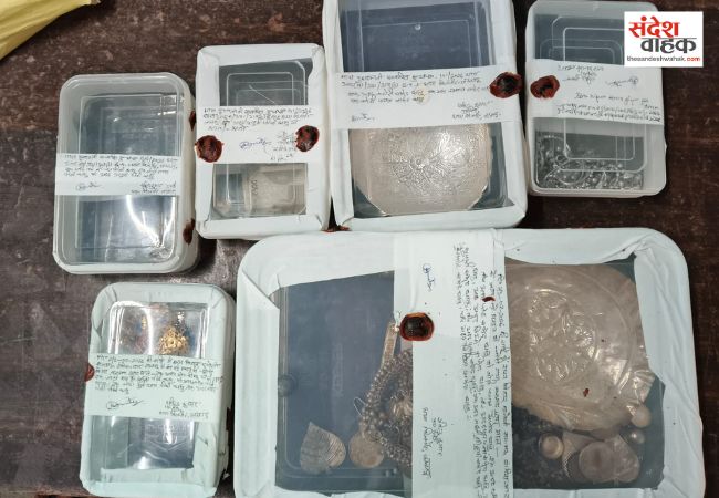 बंद मकानों को निशाना बनाने वाला शातिर चोर गिरफ्तार