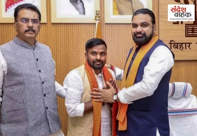 BJP के नए उम्मीदवार नीरज सिन्हा पर उठे सवाल, 12 साल की उम्र में पार्टी से जुड़ने का जिक्र