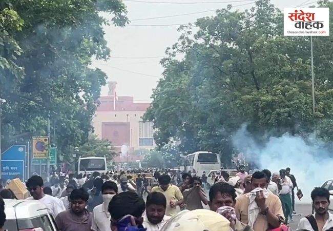 NEET आंदोलन में बड़ा बवाल, संसद भवन तक पहुंचे CJP प्रदर्शनकारी, पुलिस ने किया लाठीचार्ज