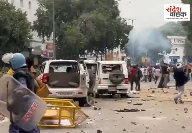 दिल्ली में CJP का प्रदर्शन हुआ उग्र, कनॉट प्लेस समेत कई जगहों पर पथराव और तोड़फो