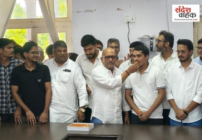 धर्मेंद्र प्रधान का इस्तीफा छात्रों की जीत, अजय राय बोले- राहुल गांधी के संघर्ष का असर