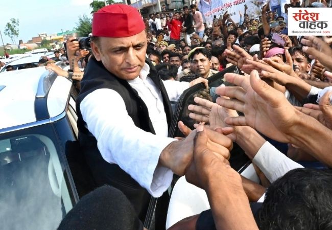 छात्रों के आंदोलन के सामने सरकार को झुकना पड़ा, अखिलेश यादव का BJP पर तीखा हमला