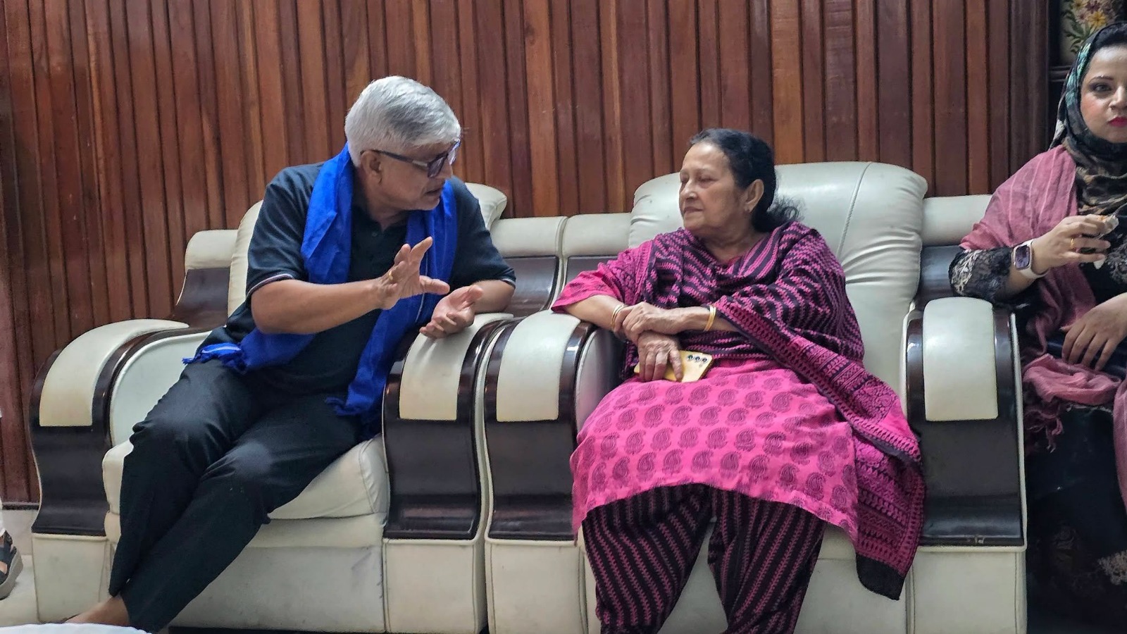 जौहर यूनिवर्सिटी पहुंचे कांग्रेस प्रभारी, बोले- नहीं चलने देंगे शिक्षा पर बुलडोजर, संघर्ष रहेगा जारी