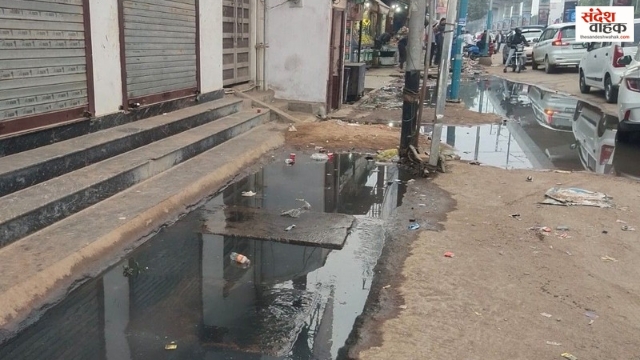 सरोजनीनगर: बनाना था 2300 मीटर का नाला, बना सिर्फ 600 मीटर, ₹3.5 करोड़ डकार गए ठेकेदार?
