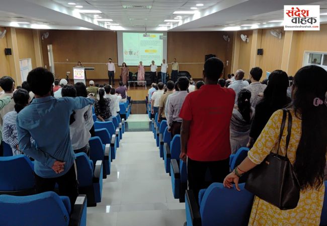 सिद्धार्थ विश्वविद्यालय में गूंजा नशा मुक्त युवा फॉर विकसित भारत का संकल्प