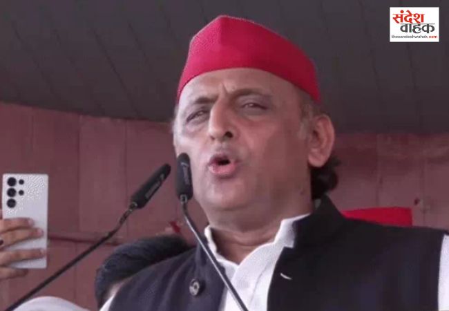 PDA में पंडित और पीड़ित दोनों शामिल