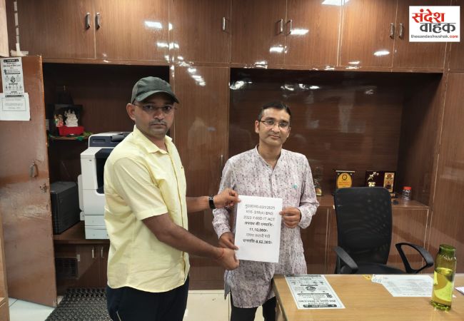 बरेली साइबर क्राइम पुलिस ने शेयर ट्रेडिंग के नाम पर हुई 10.5 लाख की ठगी में से 8.62 लाख पीड़ित को वापस कराए