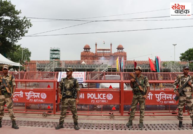 दिल्ली के 5 प्रमुख ठिकानों को बम से उड़ाने की धमकी