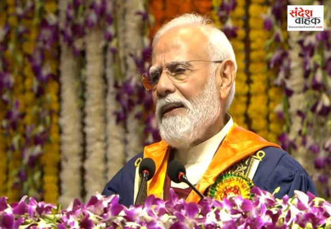 बोले- PM मोदी, ज़िंदगी की परीक्षा में सब कुछ आउट ऑफ सिलेबस होता है
