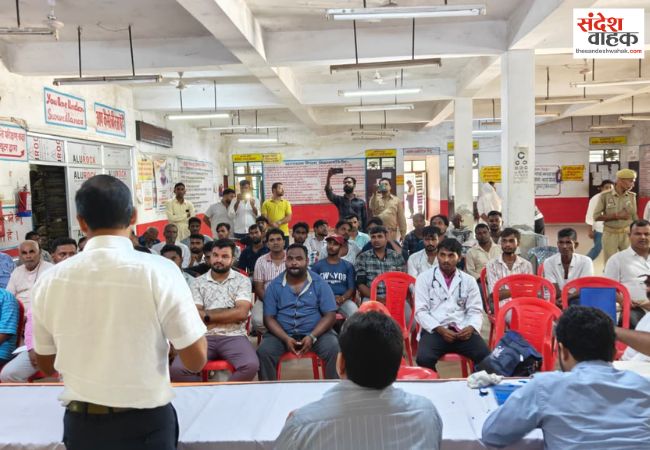 मिशन सेफ फ्यूचर 2.0: 105 स्कूली वाहन चालकों का हुआ नेत्र एवं स्वास्थ्य परीक्षण