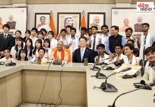 सीएम आवास पर भारत-जापान की युवा पीढ़ी का मिलन