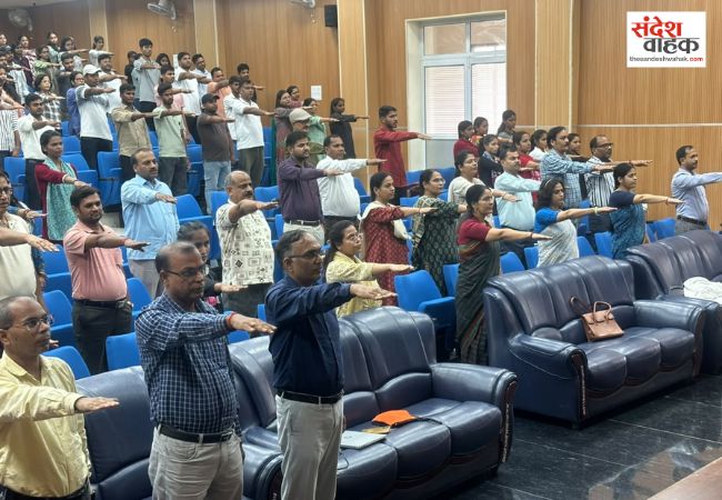 सिद्धार्थ विश्वविद्यालय में गूंजा नशा मुक्त युवा फॉर विकसित भारत का संकल्प