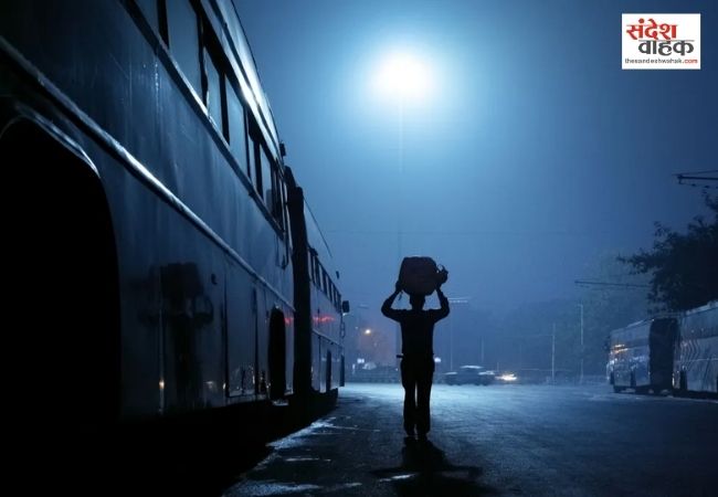 दिल्ली में खाली स्लीपर बस में 16 वर्षीय छात्रा से गैंगरेप, ड्राइवर और कंडक्टर गिरफ्तार