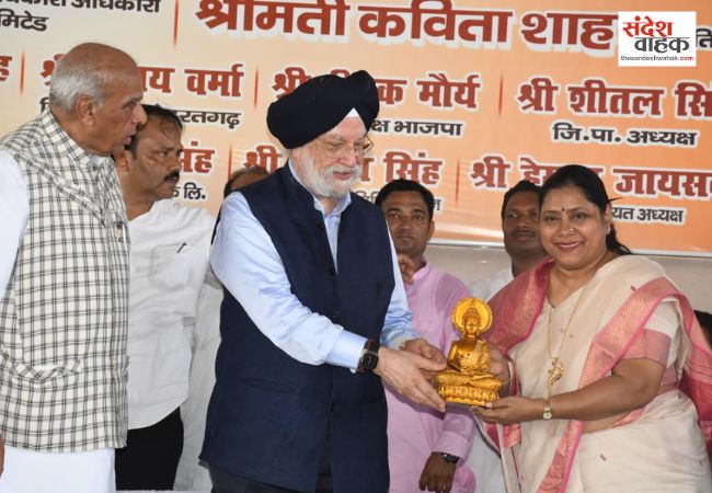 केंद्रीय मंत्री हरदीप सिंह पुरी ने लाइट एंड साउंड शो व विपश्यना पार्क का किया लोकार्पण