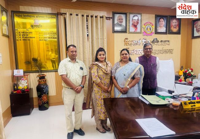 तुलसी का साहित्य लोकमंगल, सामाजिक समरसता और राष्ट्र निर्माण की प्रेरणा देता है