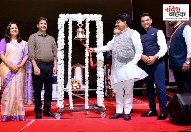 लखनऊ में मेगा जॉब मेला-2026, 20 से अधिक कंपनियों ने युवाओं को दिए रोजगार के अवसर