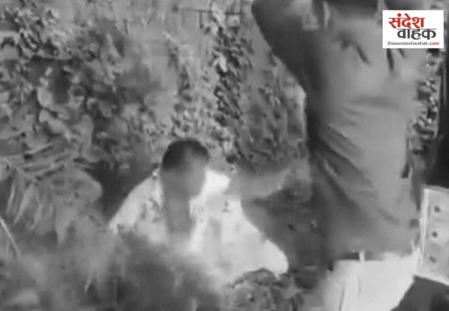 गोरखपुर में ठेकेदार की हत्या का VIDEO वायरल, नाबालिग ने तलवार से किए ताबड़तोड़ वार