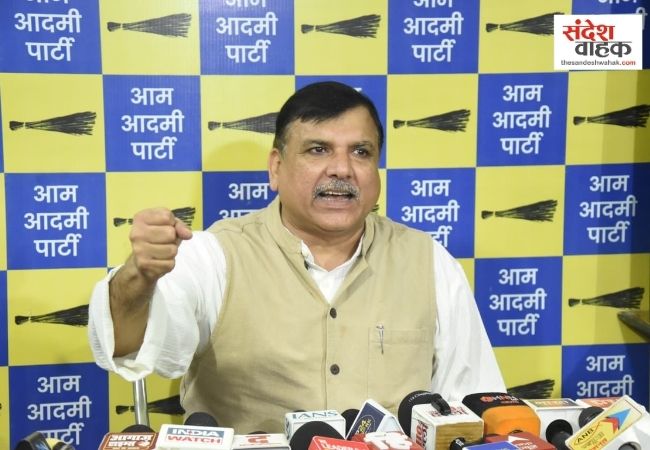 बजट में हजारों करोड़, फिर भी बदहाल सरकारी स्कूल, संजय सिंह ने की जांच की मांग