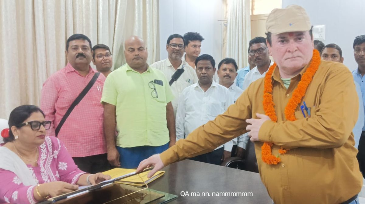 दो माह से वेतन न मिलने पर जिला पंचायत कर्मचारियों ने दी कार्य बहिष्कार की चेतावनी