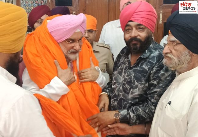 बच्चों को सिख इतिहास और गुरुओं के योगदान की जानकारी होनी जरूरी: संधू