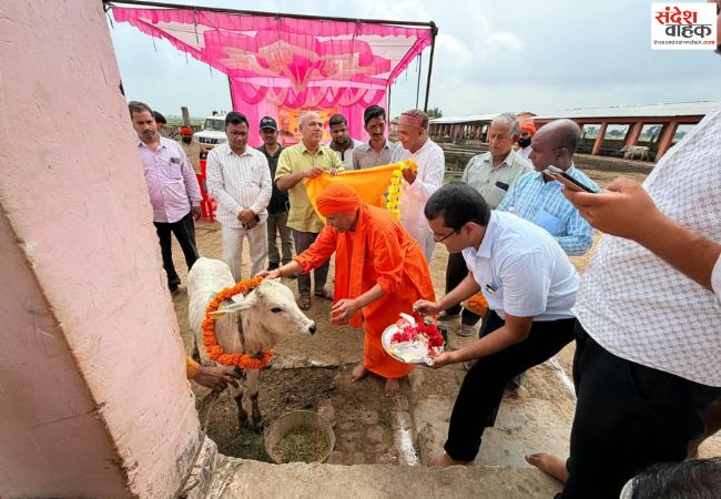 सेवा संकल्प अभियान के तहत विधायक श्यामधनी राही ने लिया गौ सेवा का संकल्प