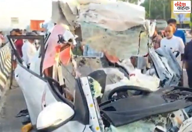 केरल के त्रिशूर में सड़क किनारे खड़ी लॉरी से टकराई कार, इंजीनियरिंग के 8 छात्रों की मौत