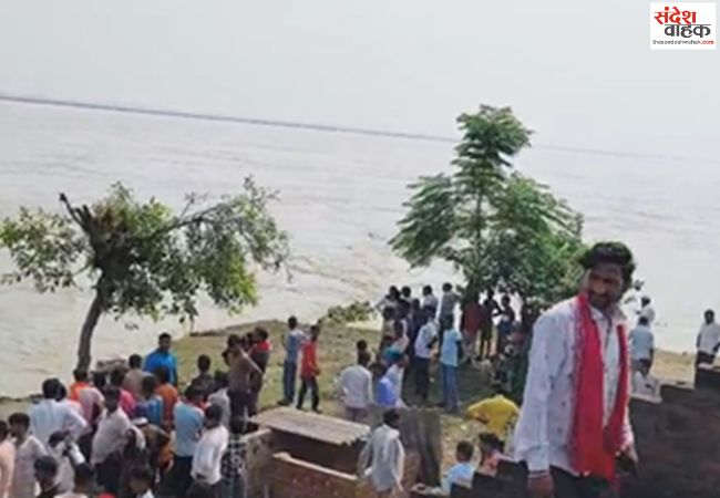 बाराबंकी में सरयू नदी खतरे के निशान से 49 सेमी ऊपर