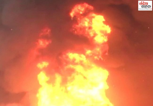 कर्नाटक में फ्रिज फटने से घर में लगी भीषण आग, एक ही परिवार के 4 लोग जिंदा जले