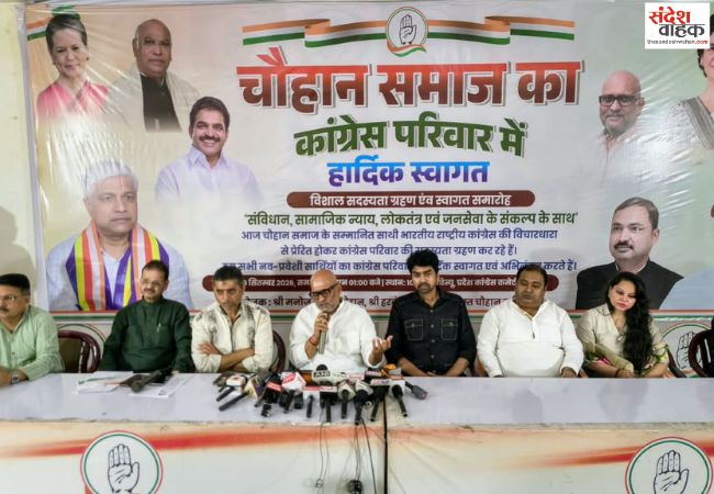 पूर्व आईएएस डॉ. राकेश वर्मा और दक्षिण भारतीय अभिनेत्री फिरदौस बानो कांग्रेस में शामिल
