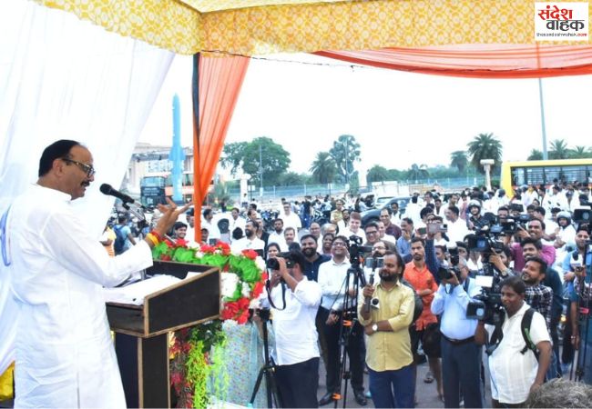 लखनऊ में स्वस्थ भविष्य के लिए आयुर्वेद बाइक रैली