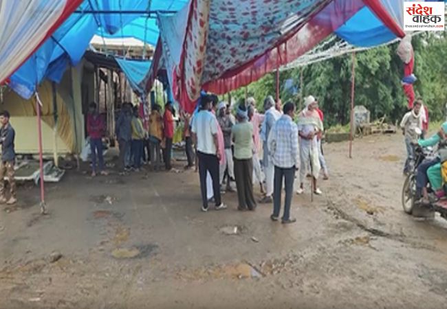 गणेश पंडाल में करंट उतरने से 4 युवकों की मौत