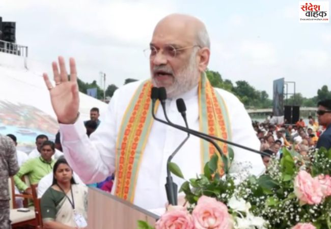 अमित शाह ने साबरमती से देश की पहली LNG ट्रेन को दिखाई हरी झंडी