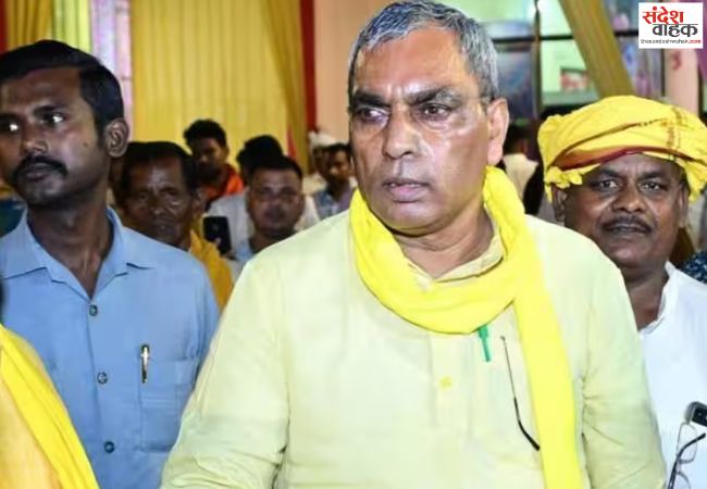 पूर्व IAS दिव्या मित्तल के राजनीति में एंट्री की बात पर भड़के ओपी राजभर
