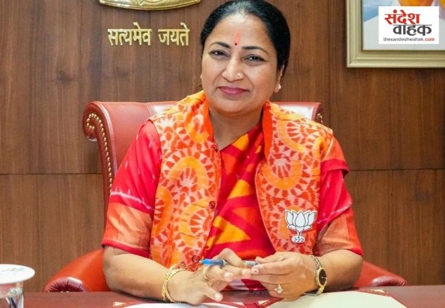 दिल्ली में 2.30 लाख घरों की छत पर मुफ्त लगेंगे सोलर पैनल, सरकार उठाएगी पूरा खर्च