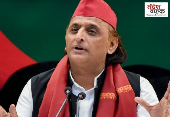 अखिलेश यादव के हेलीकॉप्टर को नहीं मिली लैंडिंग की अनुमति, सपा प्रमुख ने वीडियो जारी कर साधा निशाना