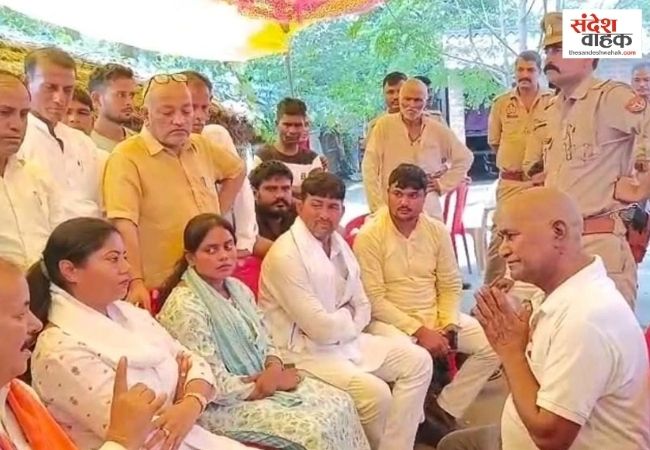 गोंडा में पुलिस को चकमा देकर जंगल के रास्ते विनोद साहनी के घर पहुंचीं विधायक पल्लवी पटेल