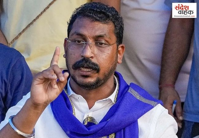 ‘नीले कपड़े पहनाकर BSP जैसा दिखा सकते हैं, चरित्र कैसे बदलोगे, चंद्रशेखर आजाद का सपा पर तंज